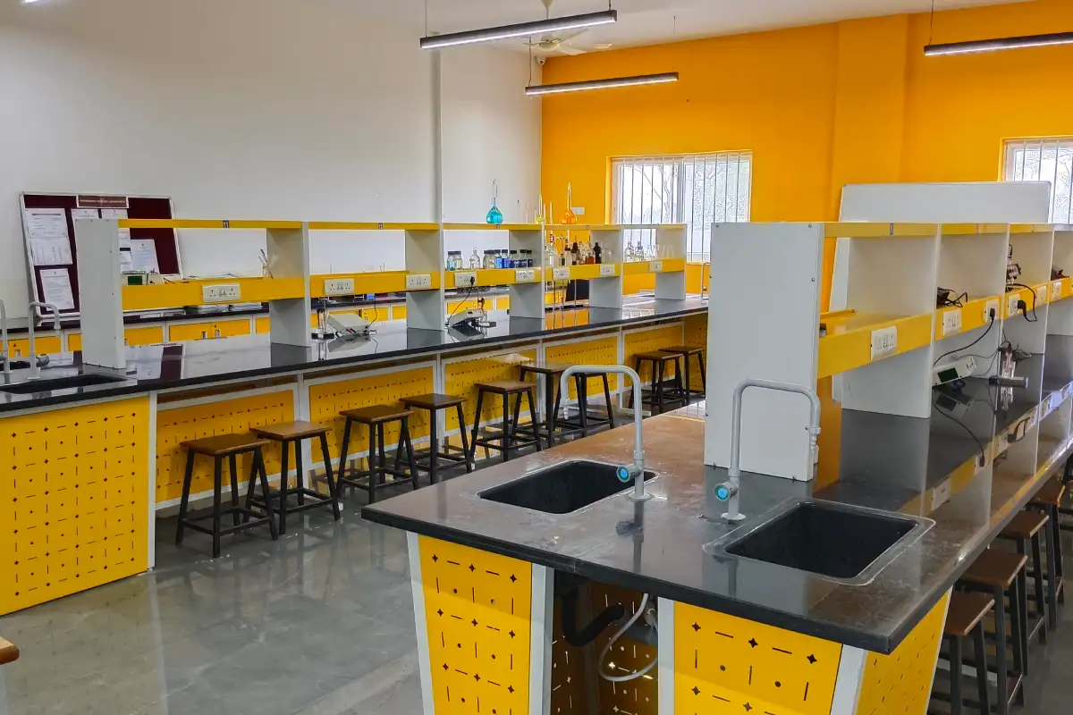 Chemistry_lab_01